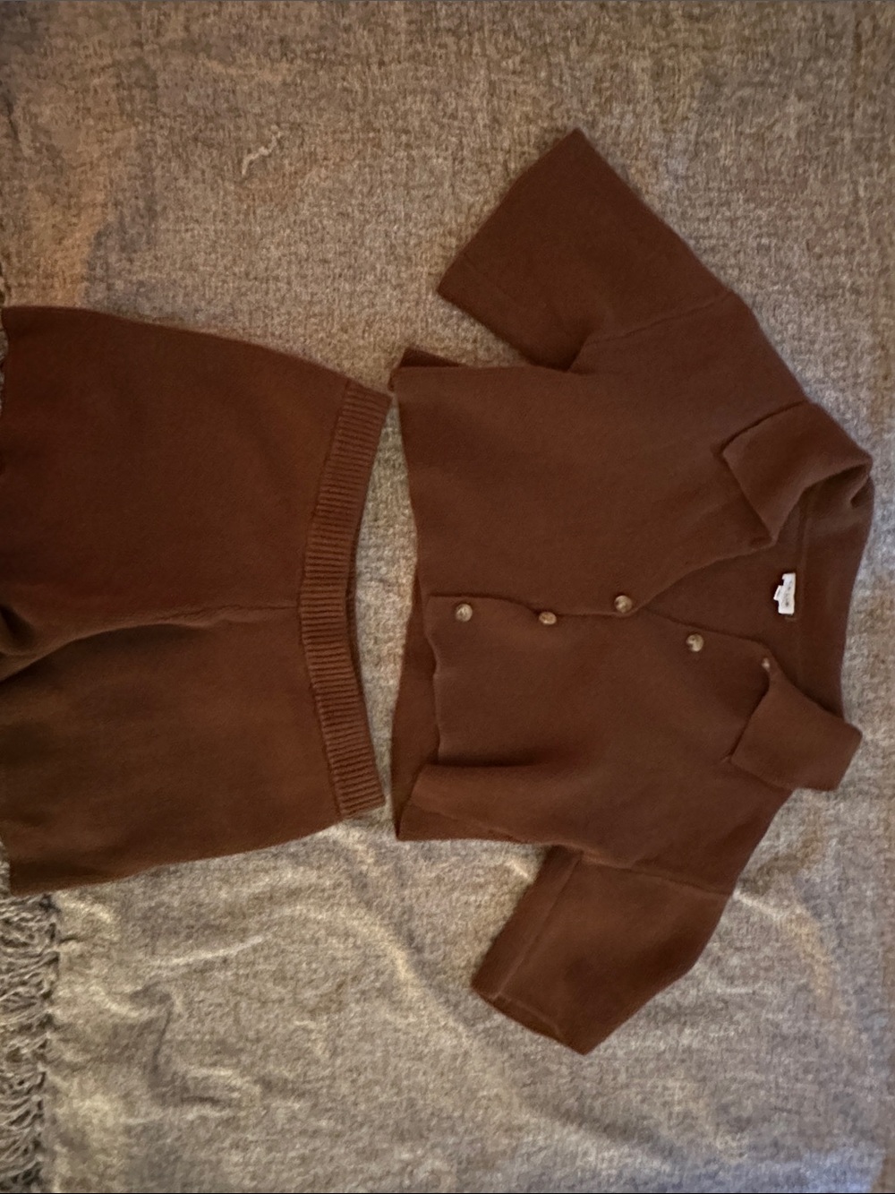 Le Lis High-Waist Knit Shorts and matching top in Brown